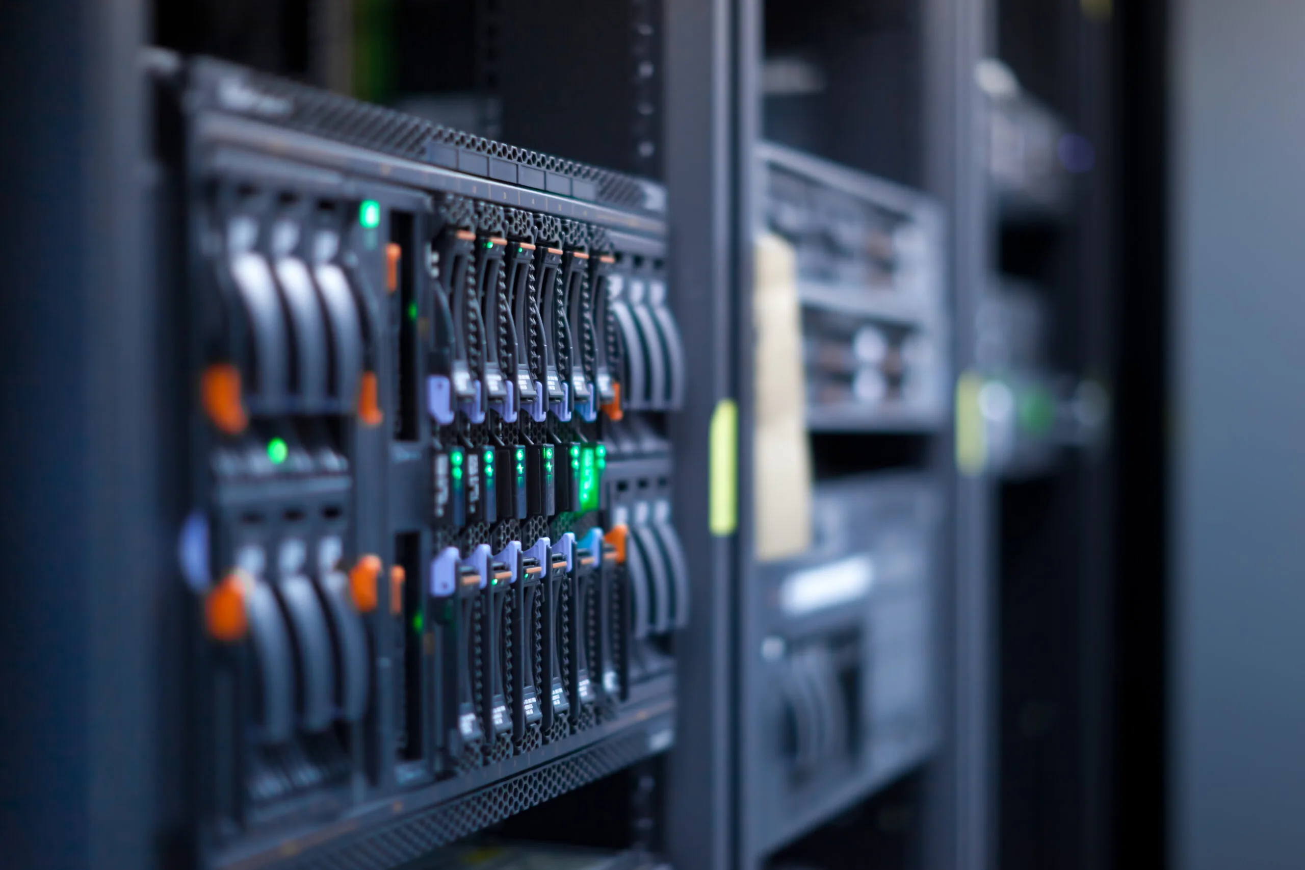 IT-Support der inactio im Serverraum